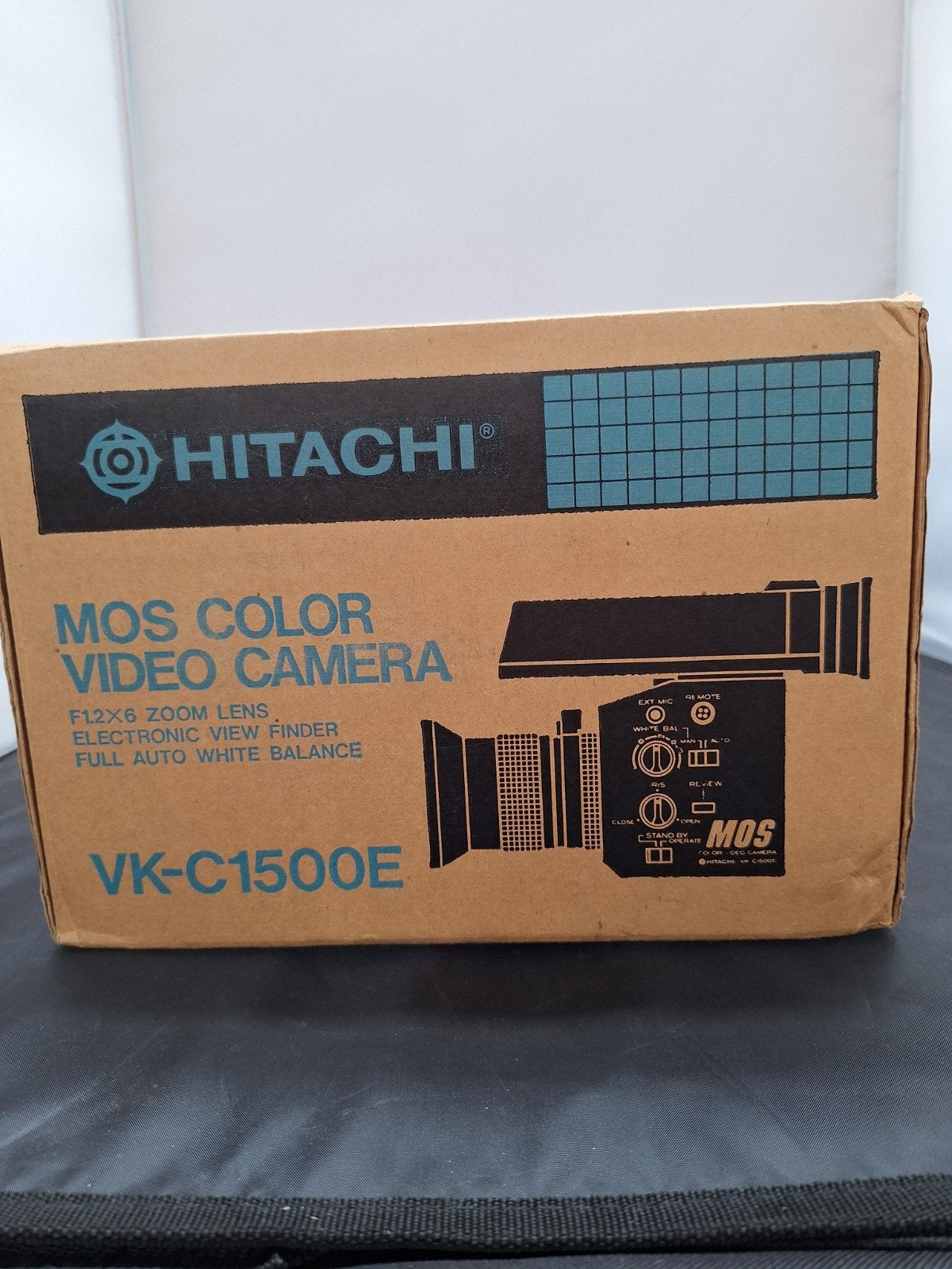 Hitachi MOS Color Video Camera VK-C1500E - Ongetest, Overige soorten, Hitachi, Ltd. Tokyo Japan, Niet werkend, Hitachi