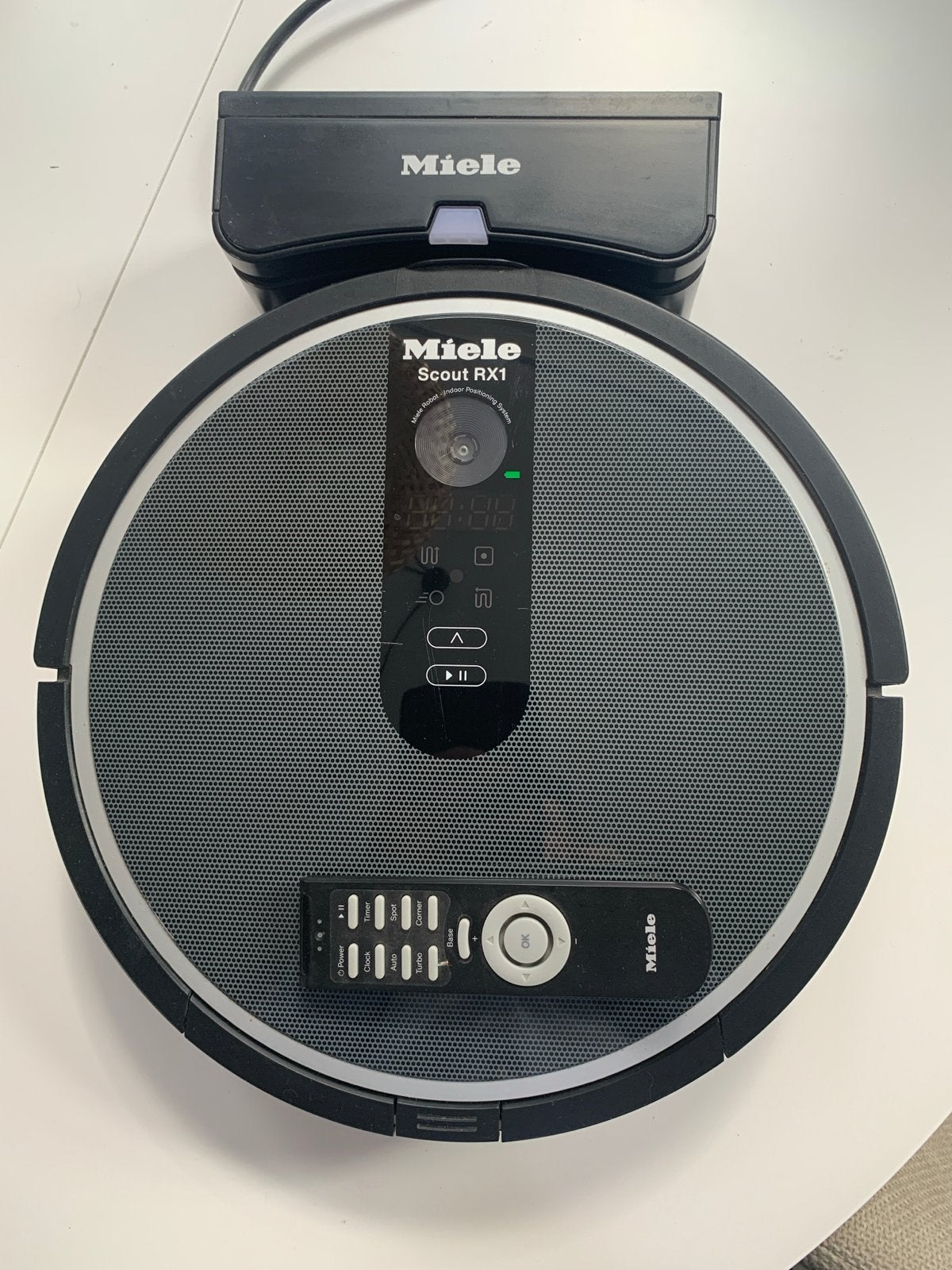 Miele Scout RX1 Robotstofzuiger met afstandsbediening, Gebruikt, Robotstofzuiger, Miele, Reservoir