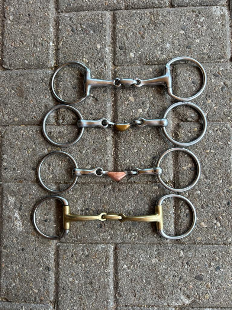 Te koop: Bit Trens meerdere bitten Pessoa BR, Dieren en Toebehoren, Ophalen of Verzenden, Zo goed als nieuw, Overige soorten