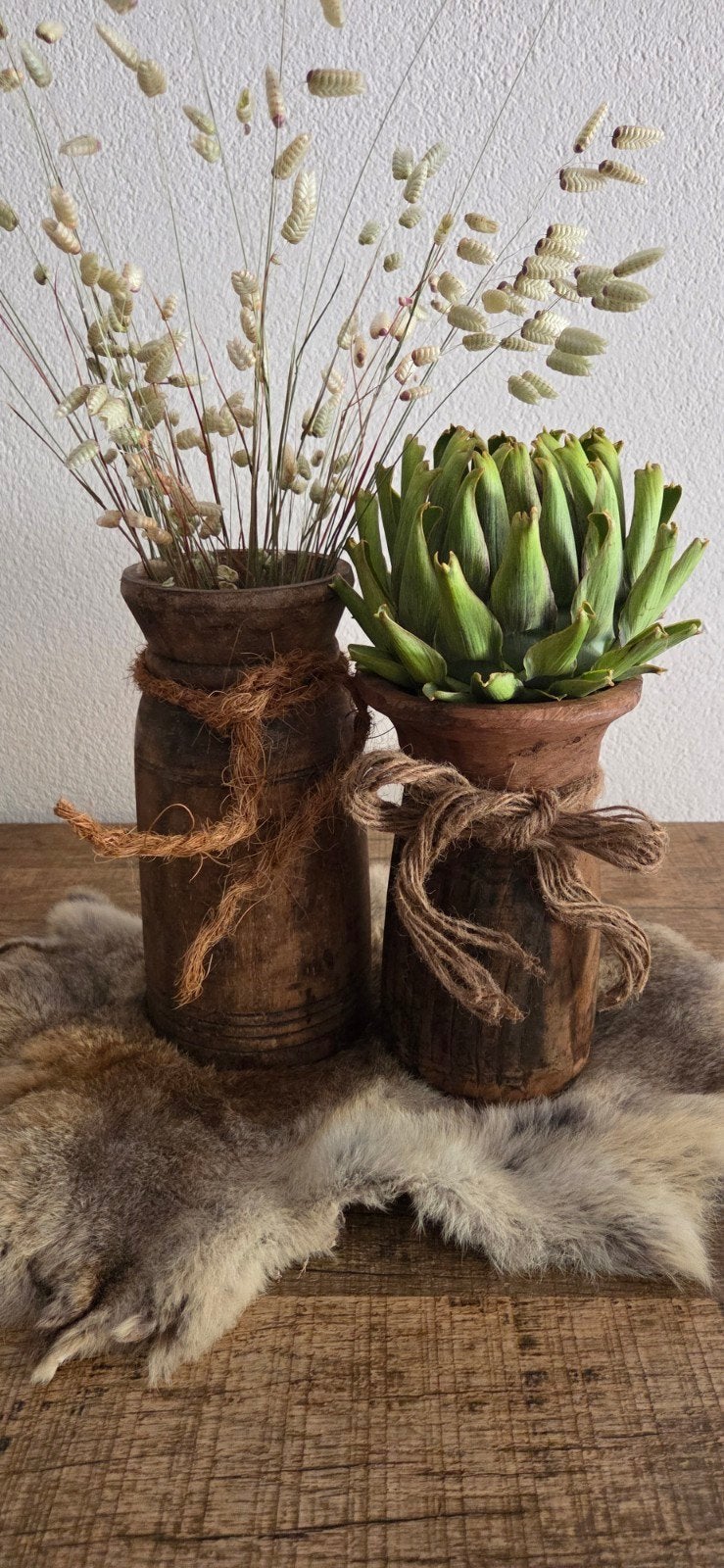 Set van 2 Nepalese vazen/kruiken met droogbloemen, Ophalen of Verzenden
