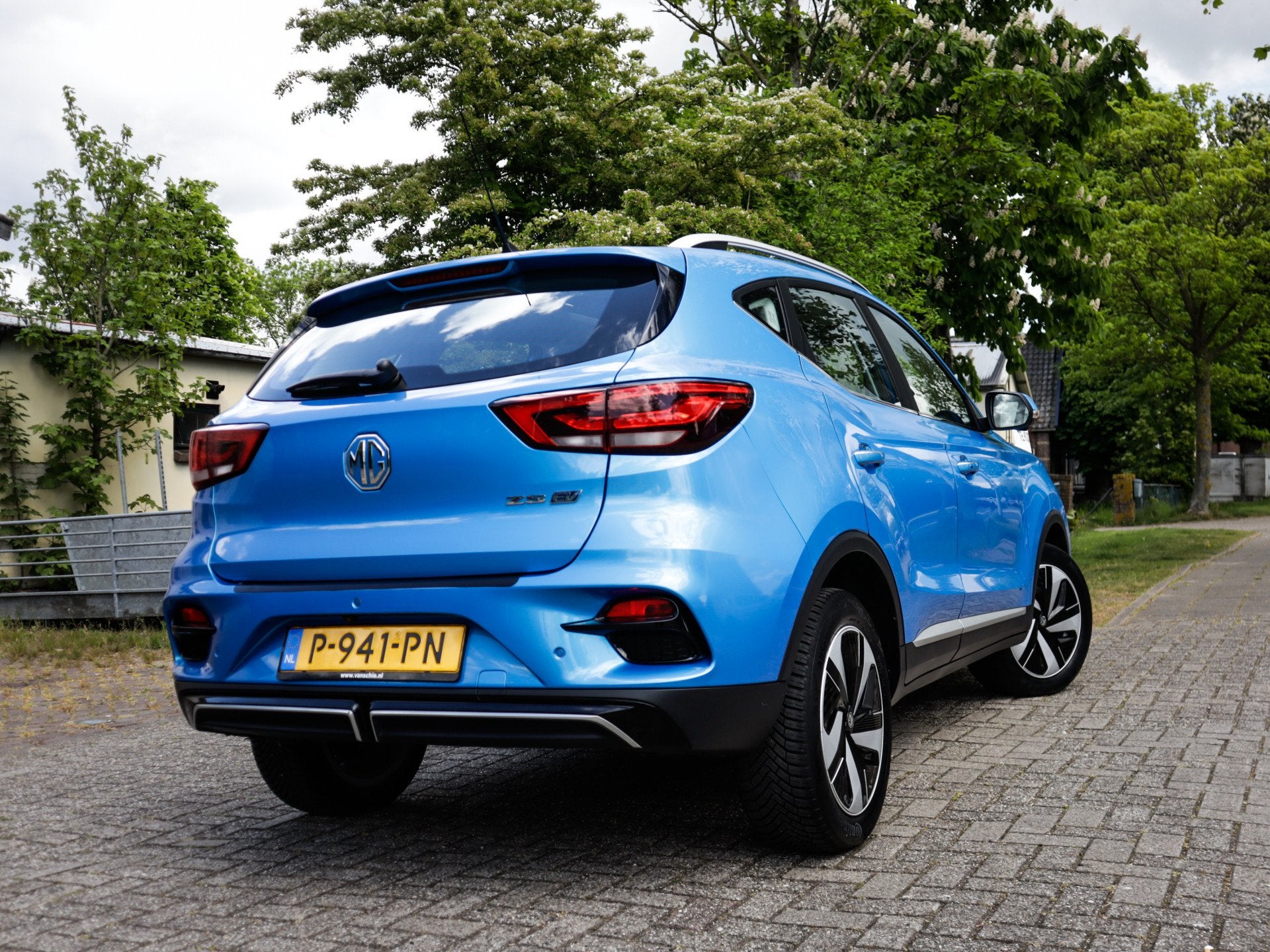 MG ZS