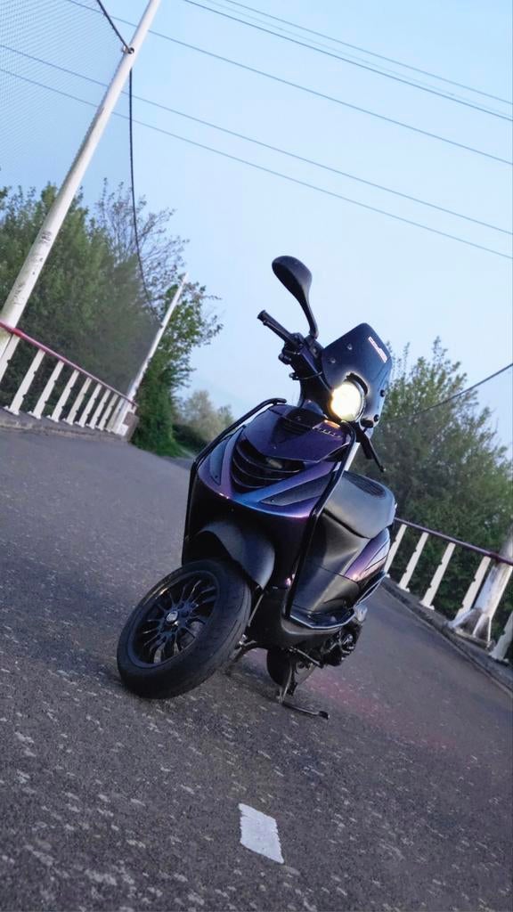 Piaggio zip 4t 80cc, Fietsen en Brommers, Scooters | Piaggio, Zo goed als nieuw, Zip, Maximaal 45 km/u, Benzine, Ophalen
