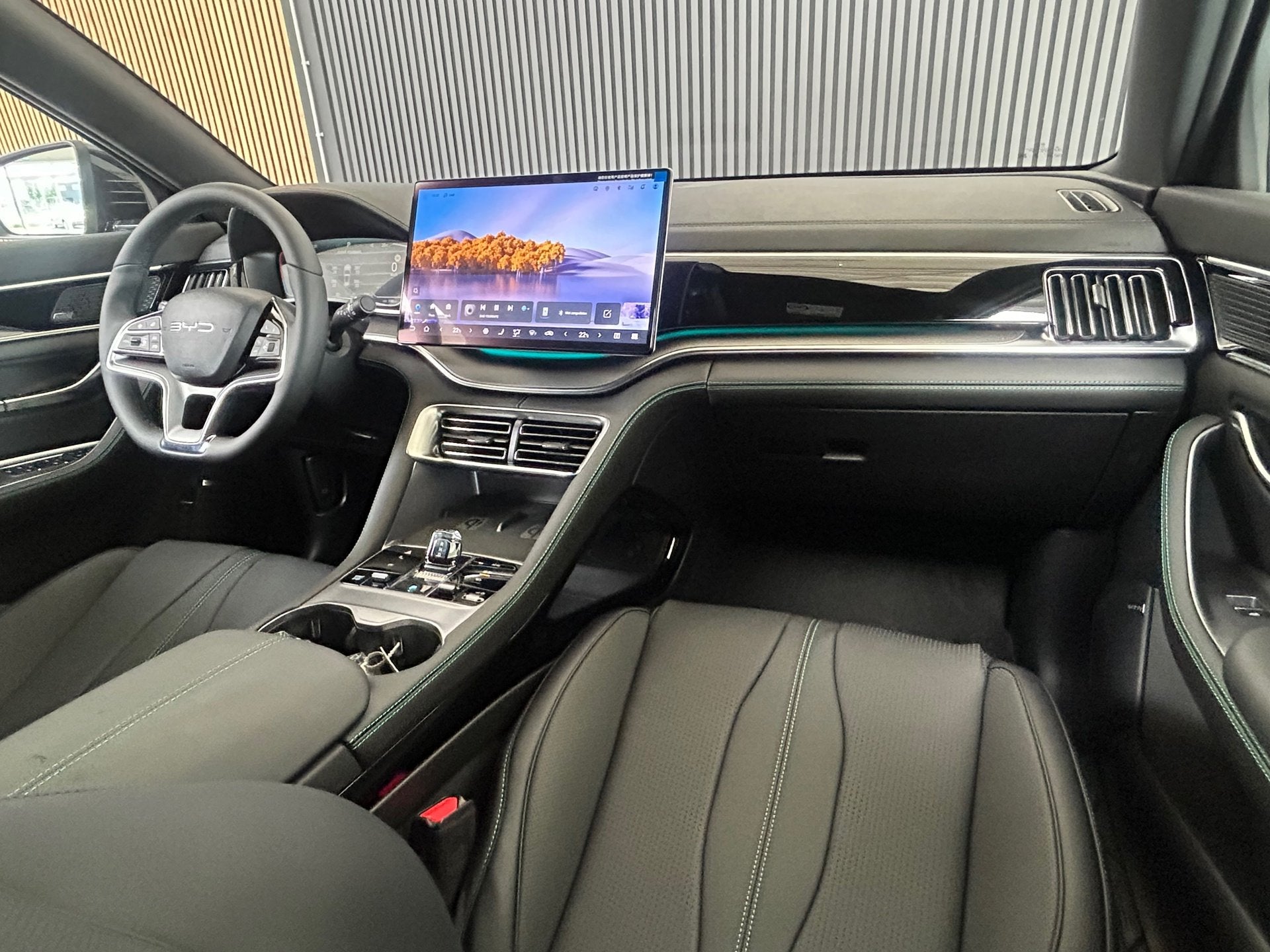 Byd SEAL U 1.5 DM- i FWD NAVI| PANO| 360 CAMERA| LEDER| INFI, Auto's, BYD, Seal U, 4 cilinders, Met garantie (alle), Zwart