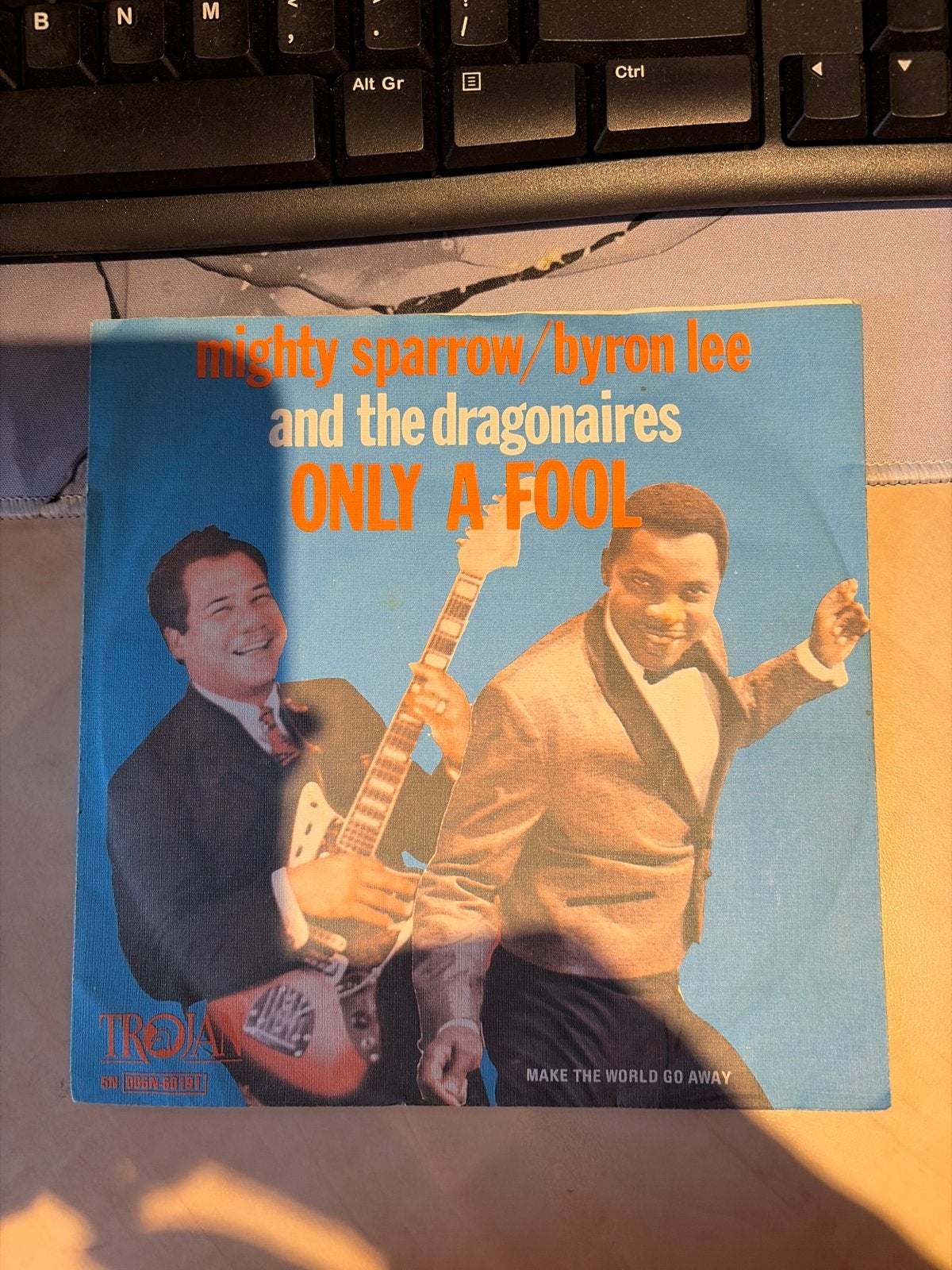 Mighty Sparrow / Byron Lee - Only A Fool (7 inch vinyl), Cd's en Dvd's, Gebruikt, 7 inch, Ophalen of Verzenden, Reggae en Ska