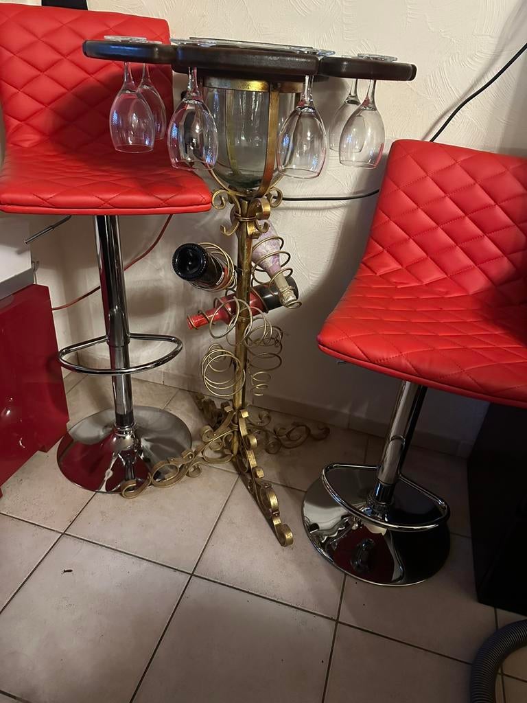 Bar met 2 stoelen, Ophalen, In hoogte verstelbaar, Gebruikt