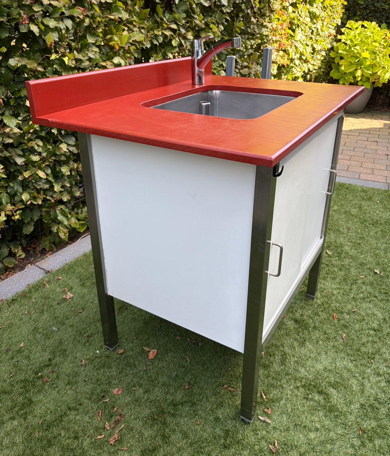Nette spoeltafel met rvs onderstel, Ophalen, RVS Meubilair