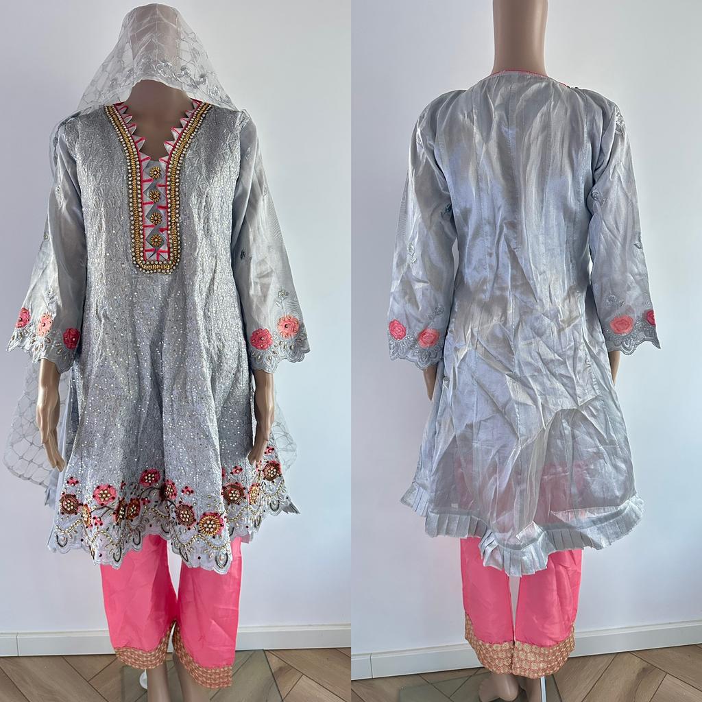 Salwar kameez anarkali churidar saree lengha jurk grijs S, Ophalen of Verzenden, Zo goed als nieuw, Knielengte, Maat 36 (S)