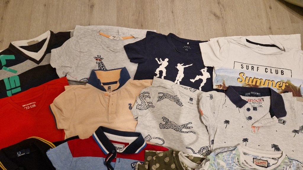 t-shirts 122-128 16x, Ophalen of Verzenden, Jongen, Shirt of Longsleeve
