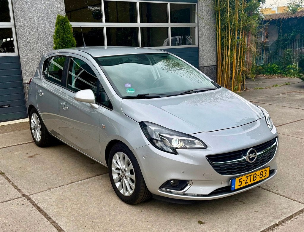 Opel Corsa 1.0 Turbo Cosmo, Auto's, Opel, Voorwielaandrijving, Gebruikt, 49 €/maand, Origineel Nederlands