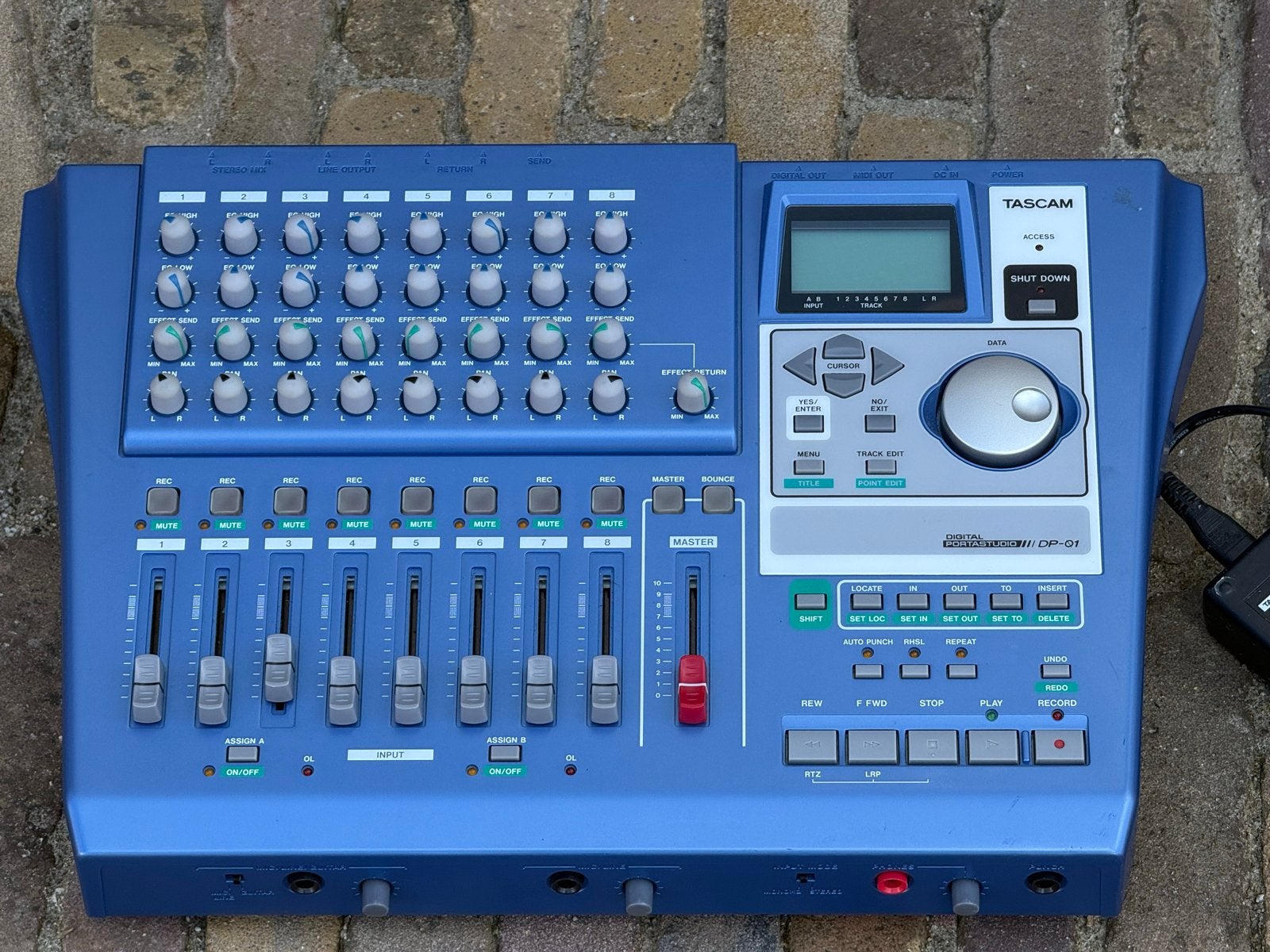 Tascam Digital Portastudio DP-01 8-sporen recorder, Microfooningang, Ophalen of Verzenden, Zo goed als nieuw, Tascam