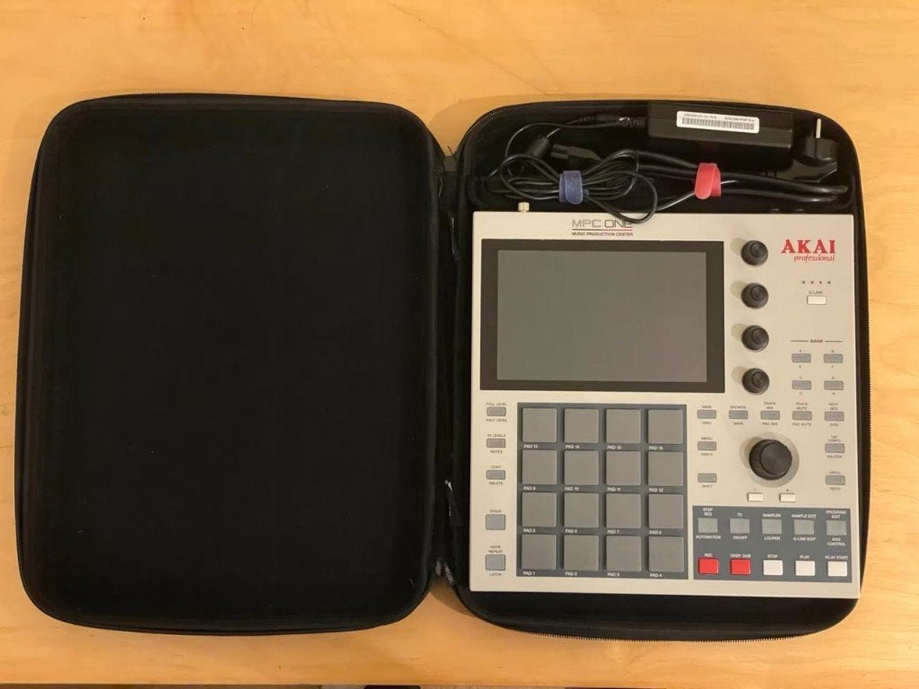 Akai MPC One Retro, Muziek en Instrumenten, Ophalen of Verzenden, Zo goed als nieuw, Overige merken