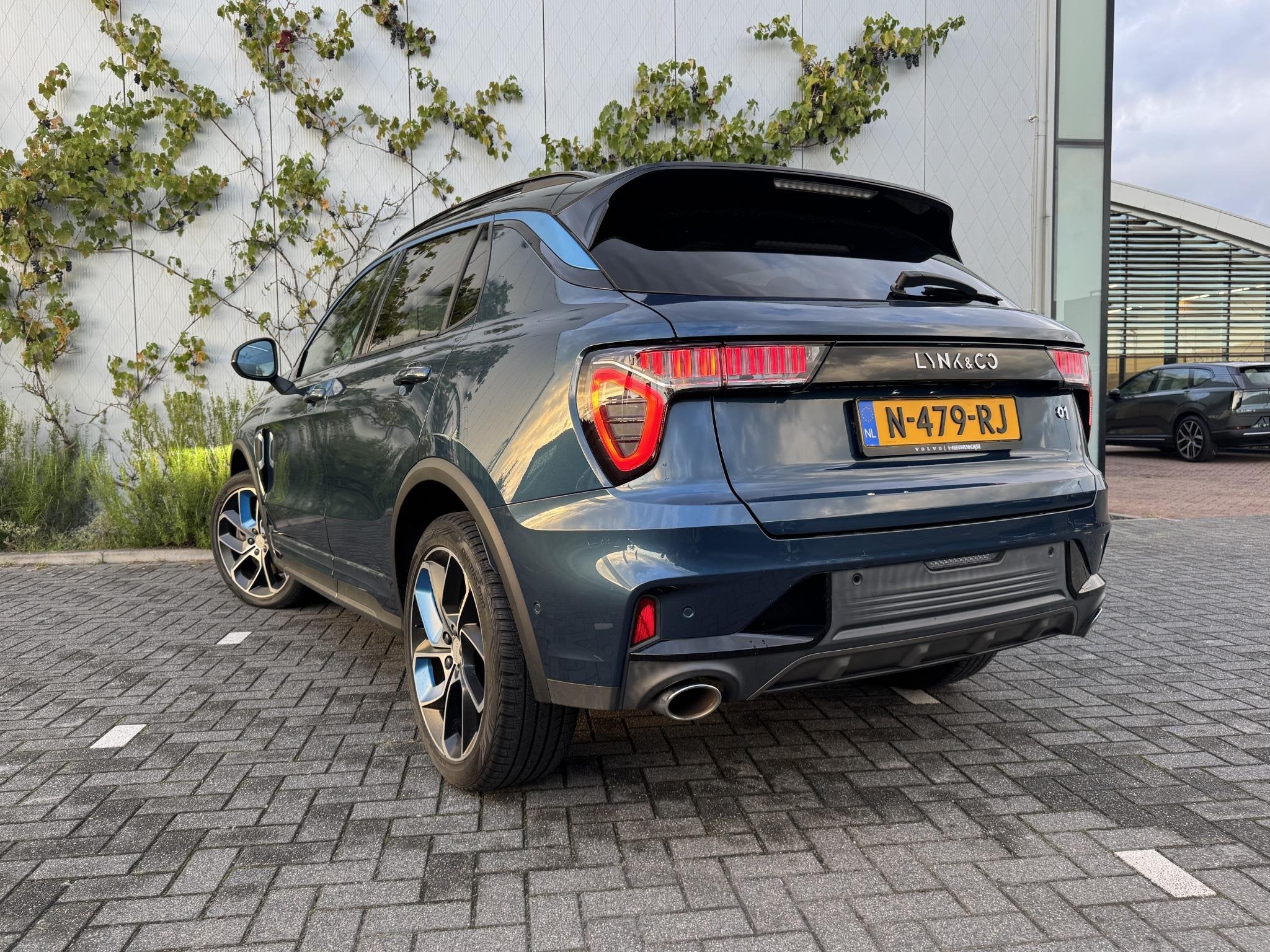 Lynk & Co 01 1.5 Plug-in Hybrid | PHEV | Panoramadak | Achte, Auto's, Blauw, 120 €/maand, Bedrijf, 1854 kg