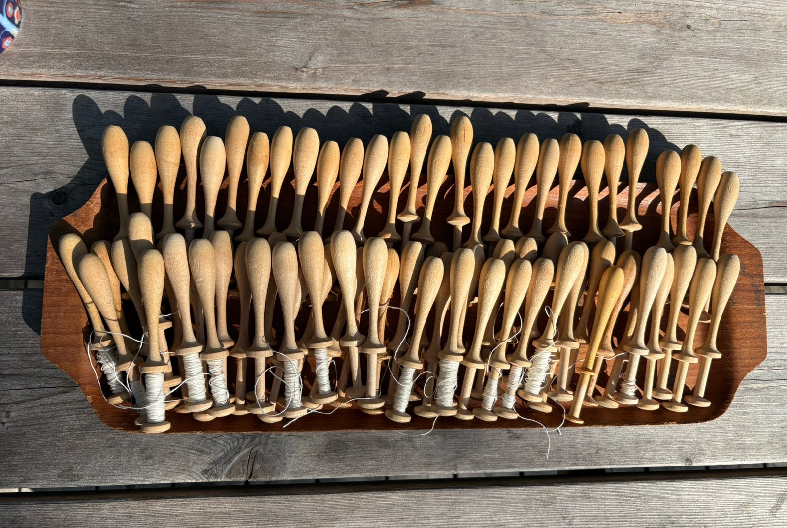 75 houten kantklosjes voor kantklossen klosjes, Hobby en Vrije tijd, Kantklossen, Ophalen of Verzenden, Zo goed als nieuw