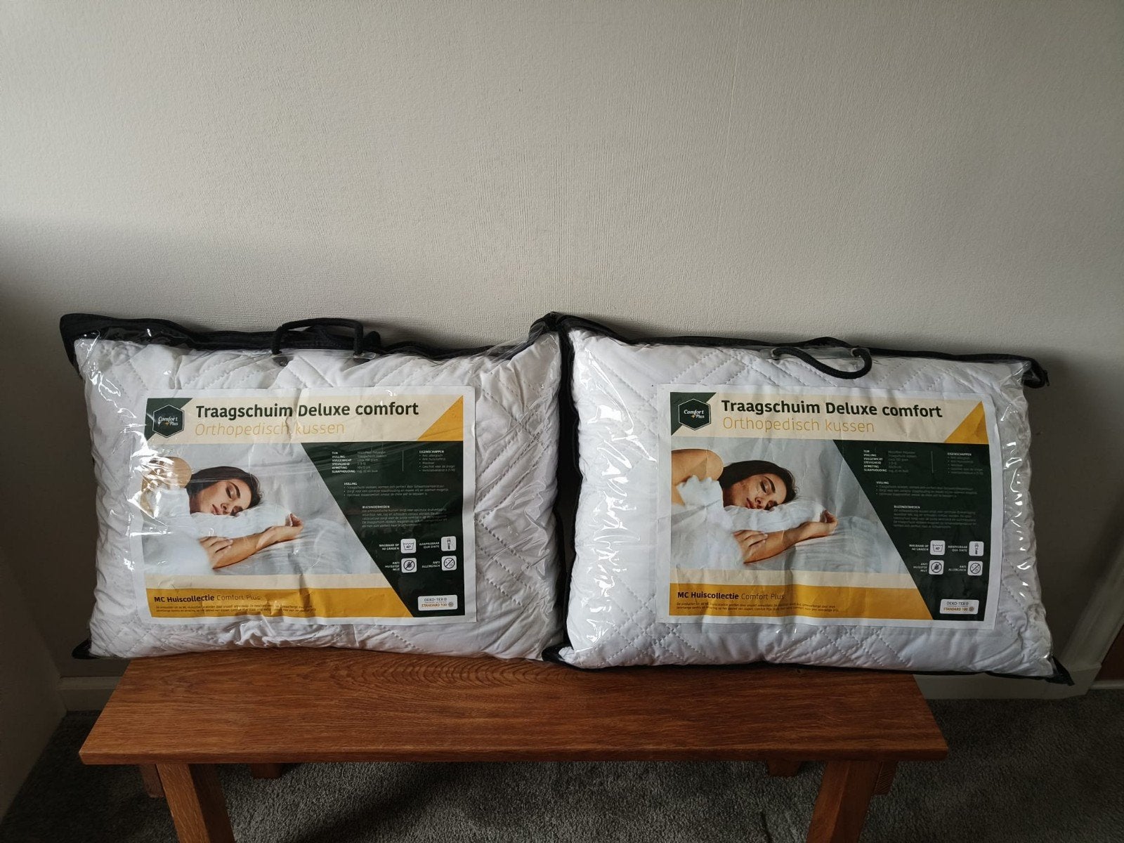 Set van 2 Traagschuim Deluxe Comfort Orthopedische Kussens, Huis en Inrichting, Overige merken, Wit, Hoofdkussen, Ophalen of Verzenden