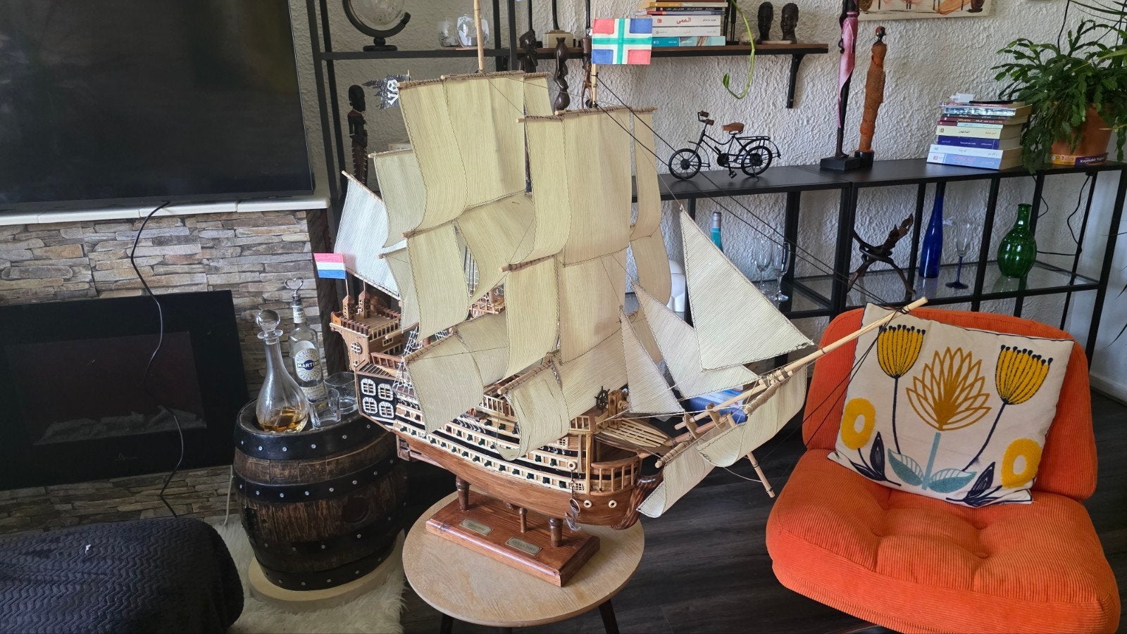 Handgemaakt model van het schip 'Victory', Ophalen