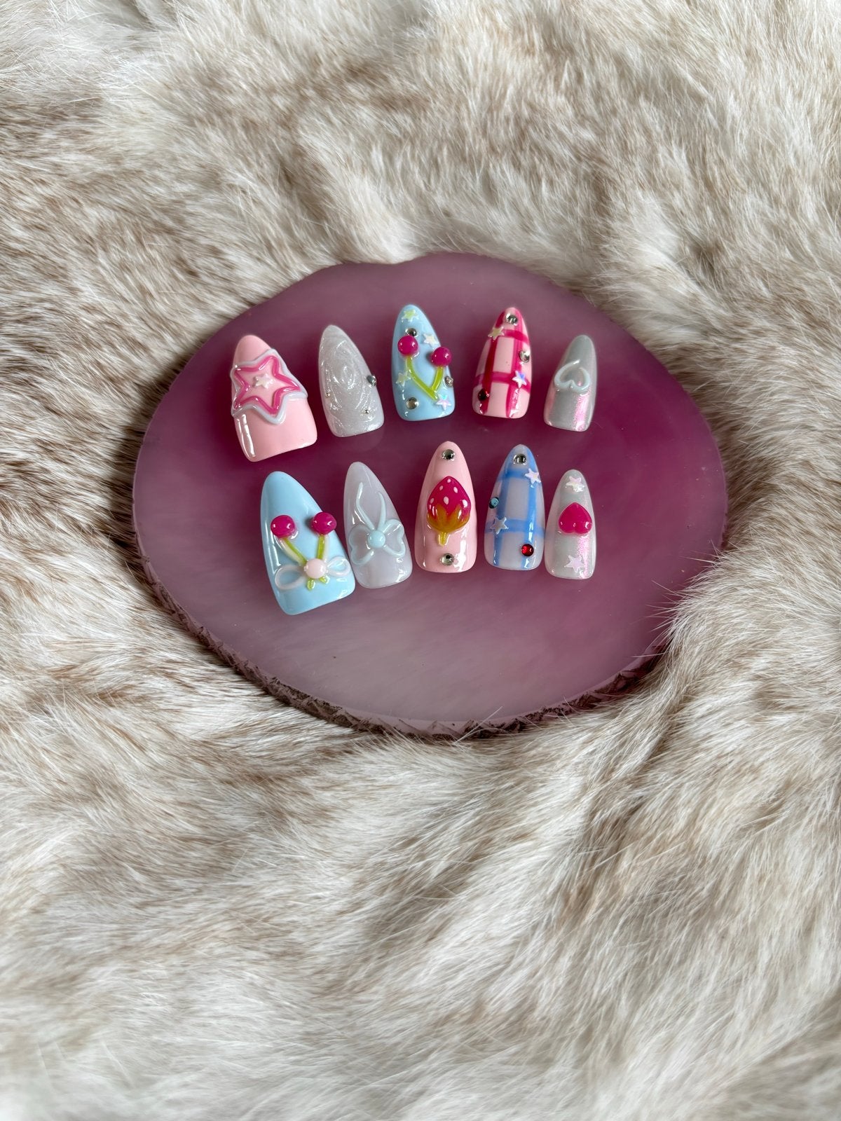 Handgemaakte Press on nails medium - Diverse Designs, Overige kleuren, Nieuw, Ophalen of Verzenden, Handen en Nagels