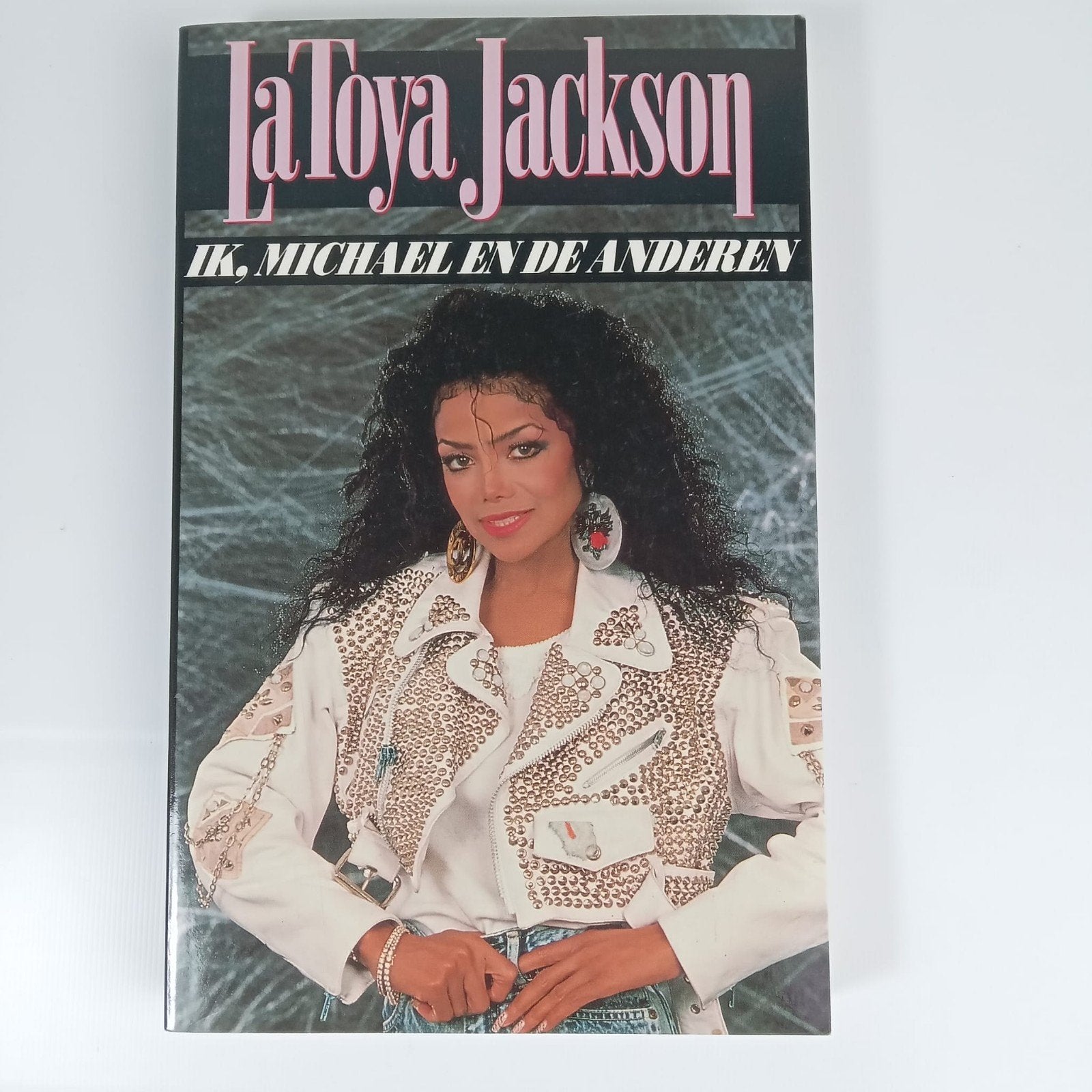 LaToya Jackson - Ik, Michael en de anderen (biografie), Ophalen of Verzenden, Gelezen, LaToya Jackson, Film, Tv en Media