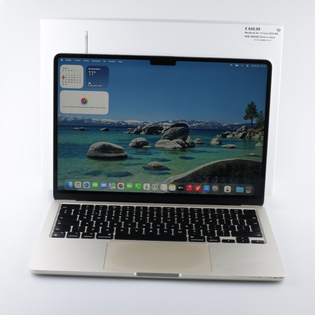 MacBook Air 13 Inch 2022 M2 8GB 256SSD Zilver in doos