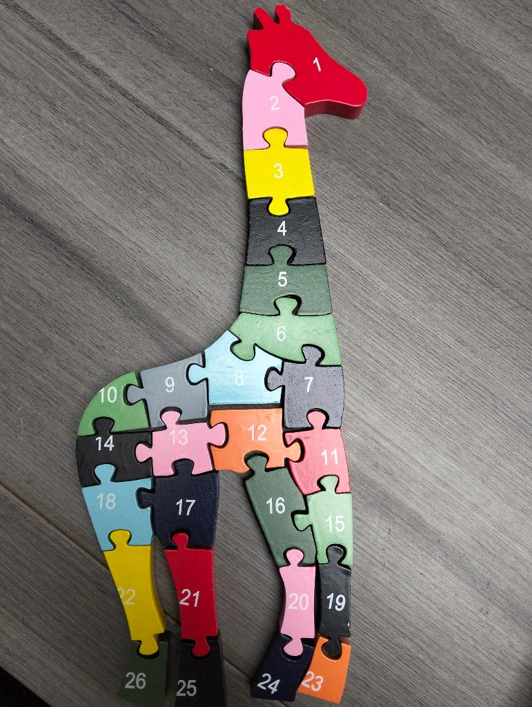 Puzzel giraffe met cijfers en hoofdletters, Ophalen of Verzenden, Zo goed als nieuw