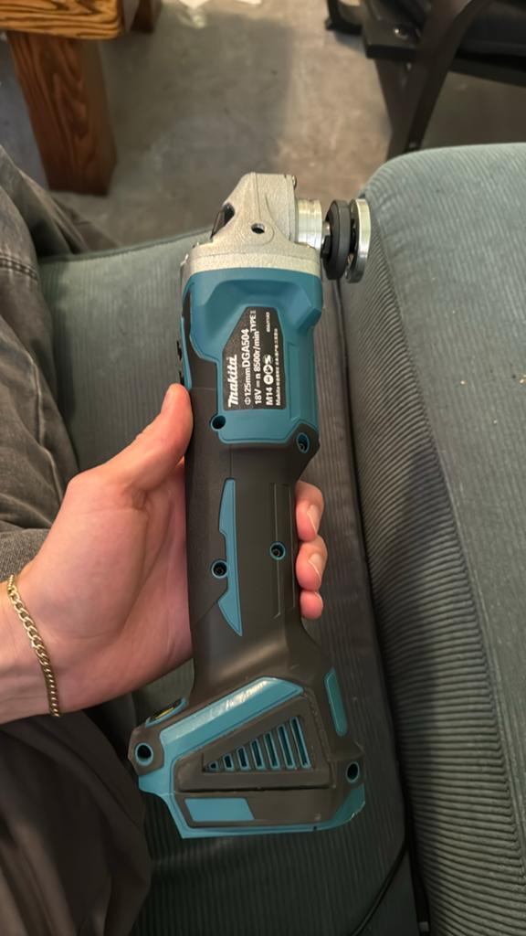 Makita || 125 mm DGA504 || 18V || 8500r/min || M14 type 2, Ophalen, Zo goed als nieuw, Minder dan 700 watt, Haakse handslijpmachine