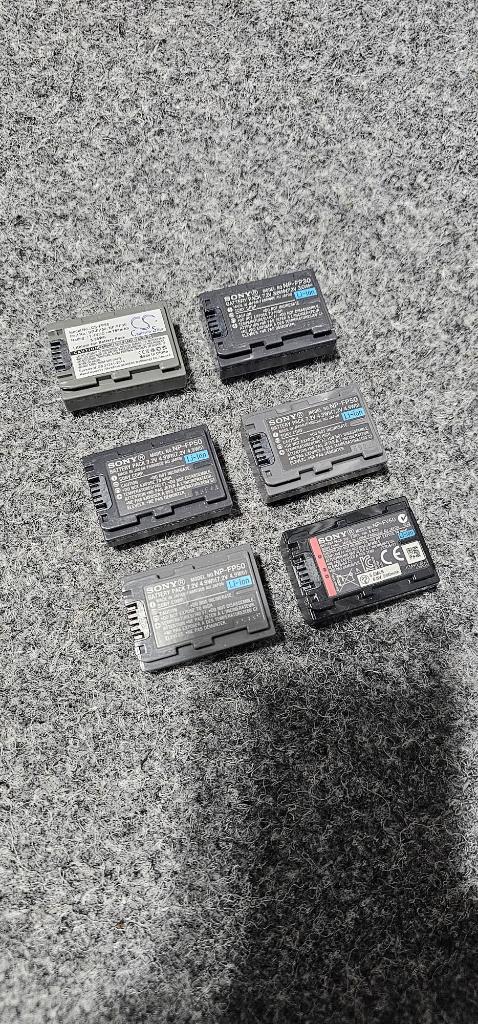 Originele batterijen Sony np-fp30, np-fv40, np-fv50 Garantie, Ophalen of Verzenden, Oplaadbaar
