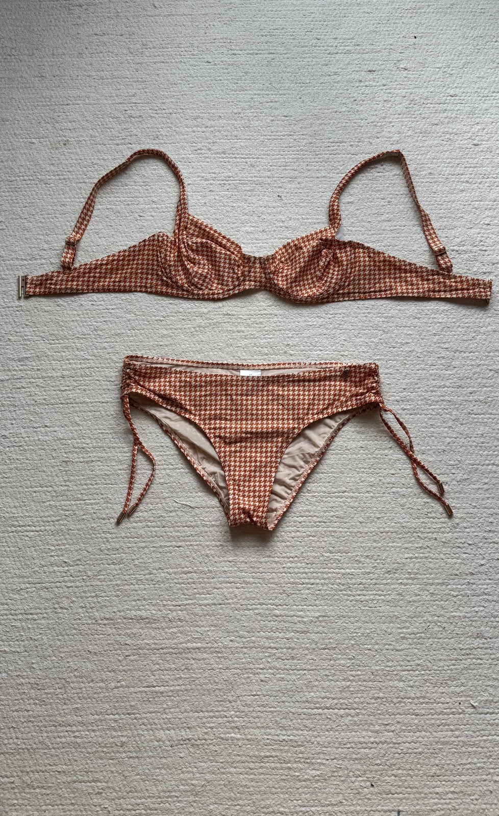 Bikini Beach Life Maat 42. Cup C., Ophalen of Verzenden, Zo goed als nieuw, Bruin, Bikini