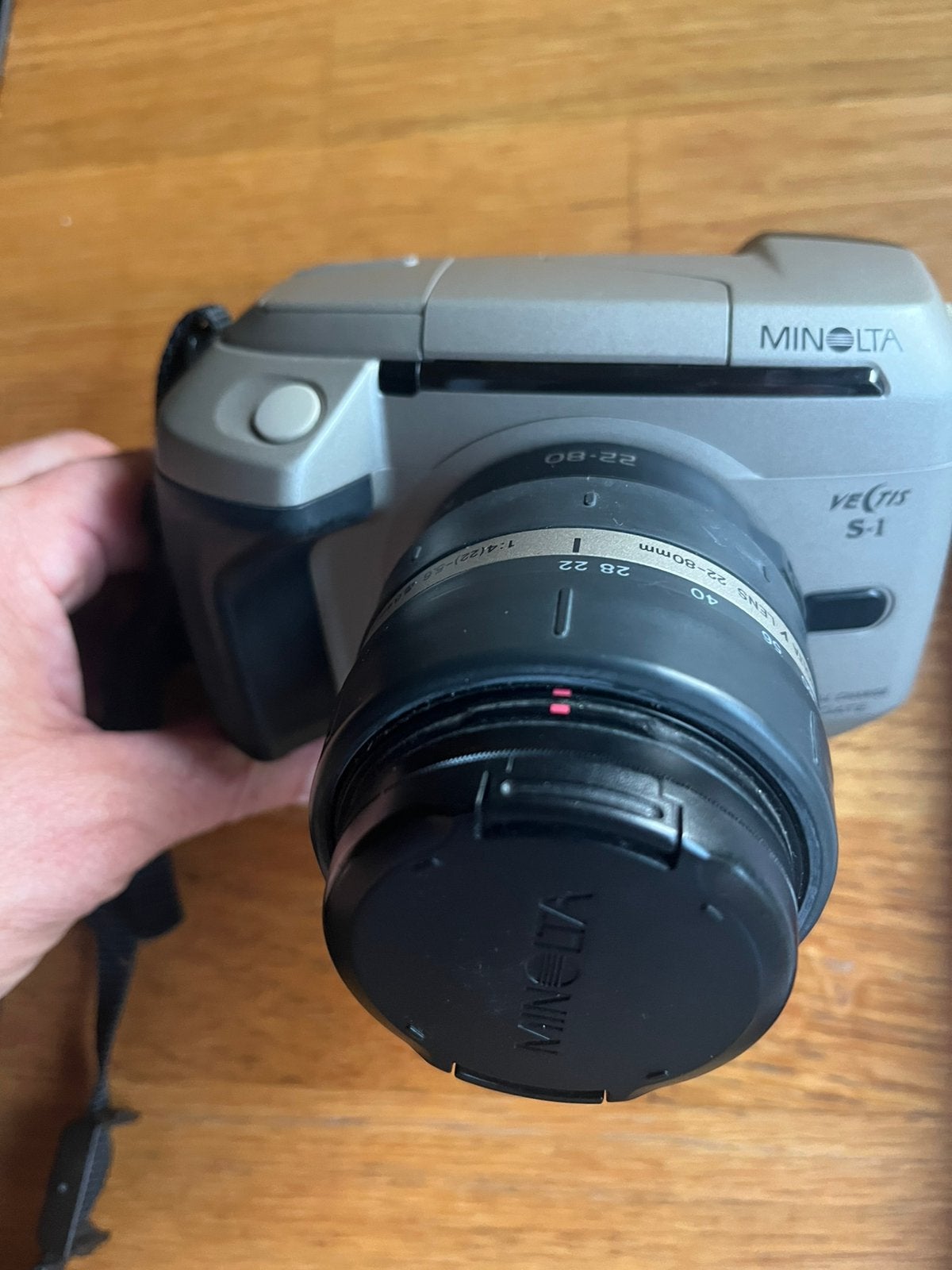 Oude minolta camera met tas en rolletje, Audio, Tv en Foto, Fotocamera's Digitaal, Ophalen of Verzenden, Gebruikt, Minolta, Geen optische zoom