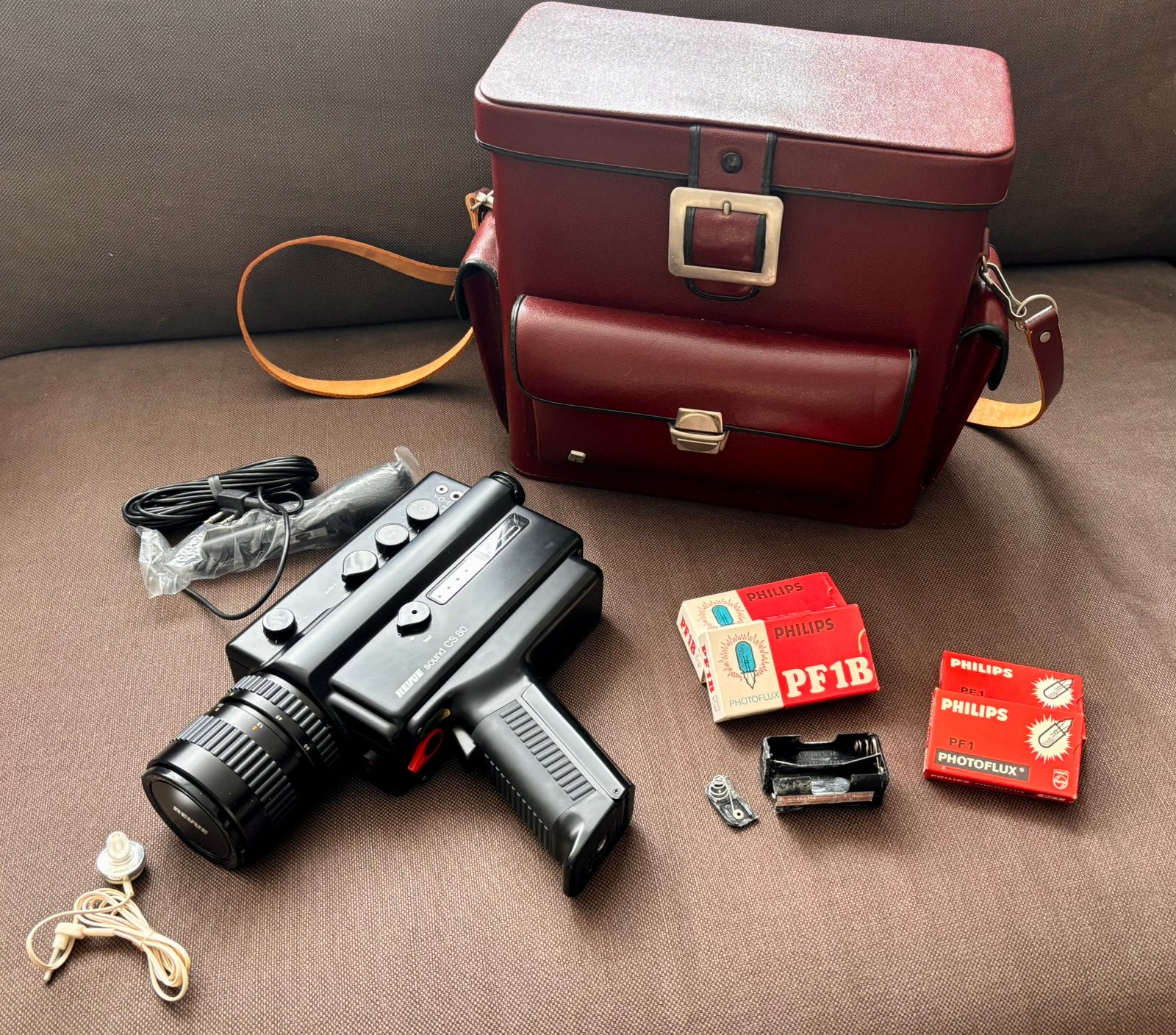 Tas,onderdelen Revue sound CS 80, statieven,flitslampjes, Ophalen of Verzenden, 8mm