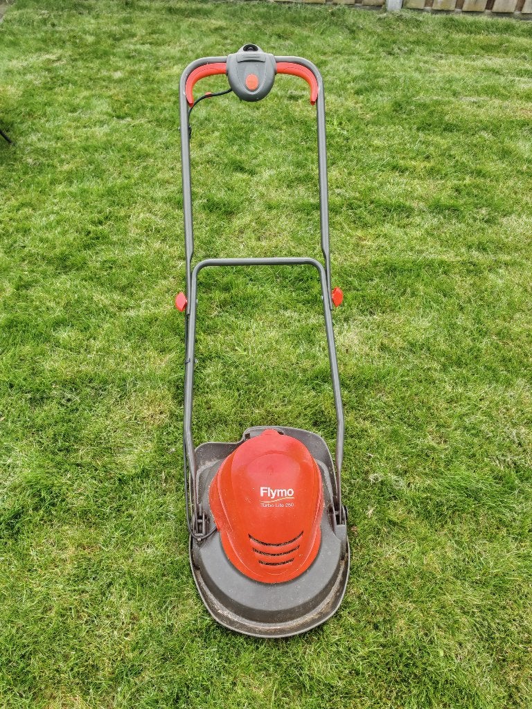 Flymo turbo light, Ophalen, Gebruikt, Elektrische grasmaaier, Elektrische starter
