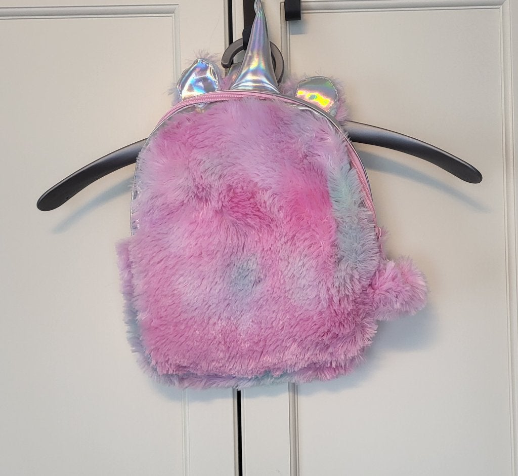 Nieuw! Unicorn rugzak, fluffy, roze/paars, 28 cm x 24 cm, Overige merken, Minder dan 30 cm, Nieuw, Ophalen of Verzenden