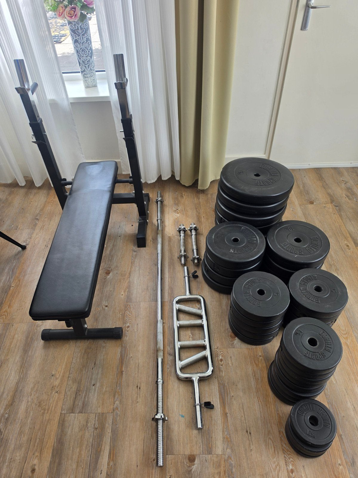 complete fitness set, 245kg Gewichten, halterbank  dumbells, Ophalen