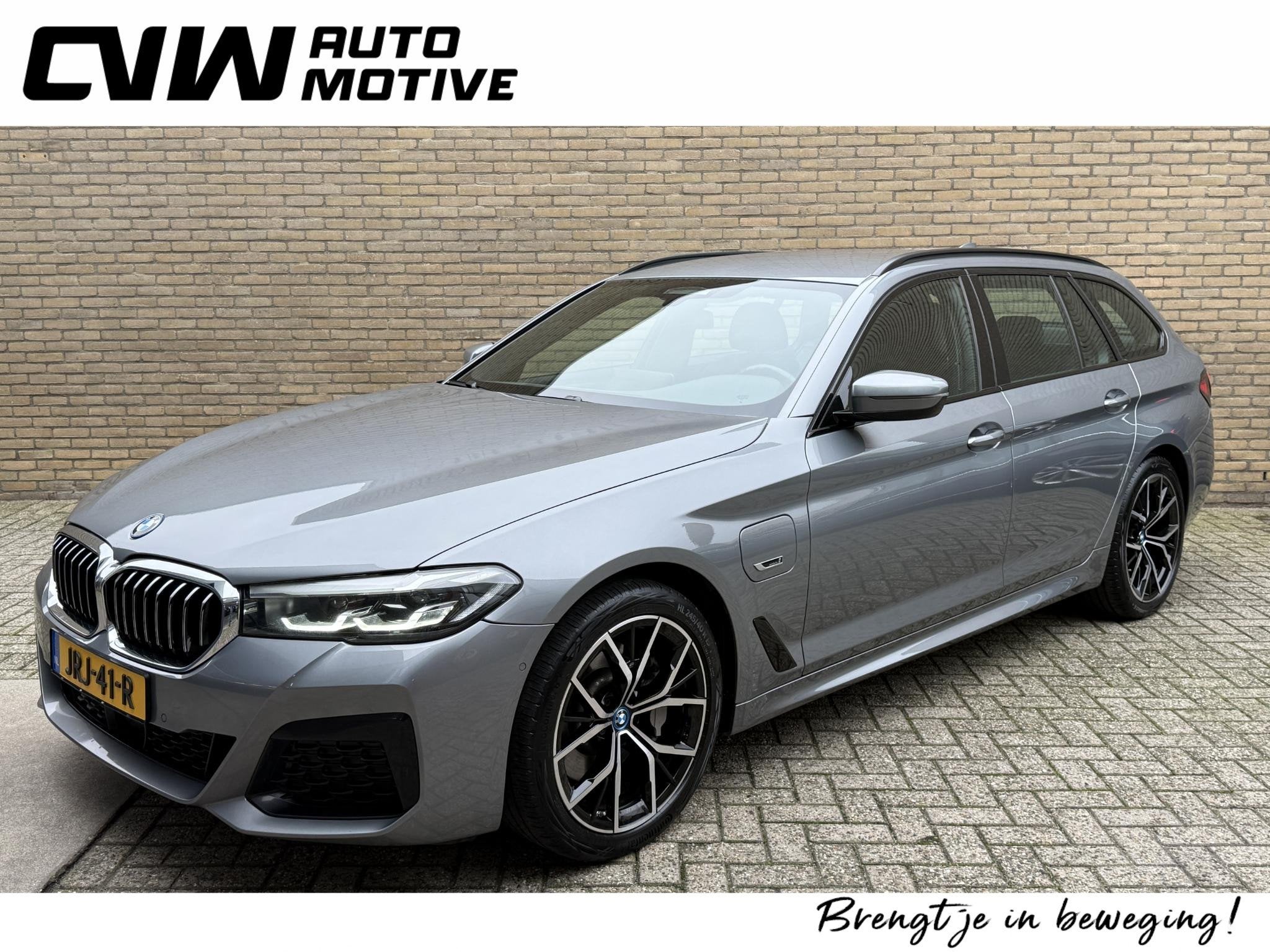 BMW 5-serie Touring 530e 292pk | M-pakket | Camera | Leder |, Auto's, 1998 cc, Achterwielaandrijving, Gebruikt, Euro 6