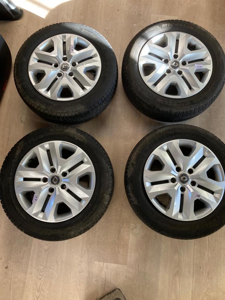 Renault Kango wielen, Auto-onderdelen, Ophalen, 16 inch, Banden en Velgen, 205 mm