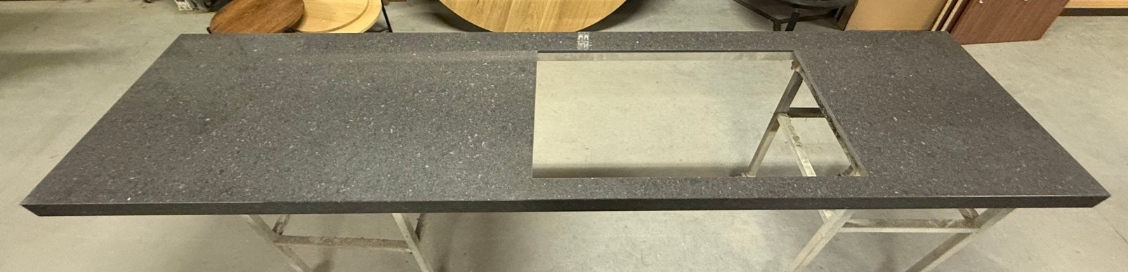 Nieuw keukenblad met uitsparing voor kookplaat, Huis en Inrichting, Keuken | Keukenelementen, Ophalen, Zo goed als nieuw, 200 cm of meer
