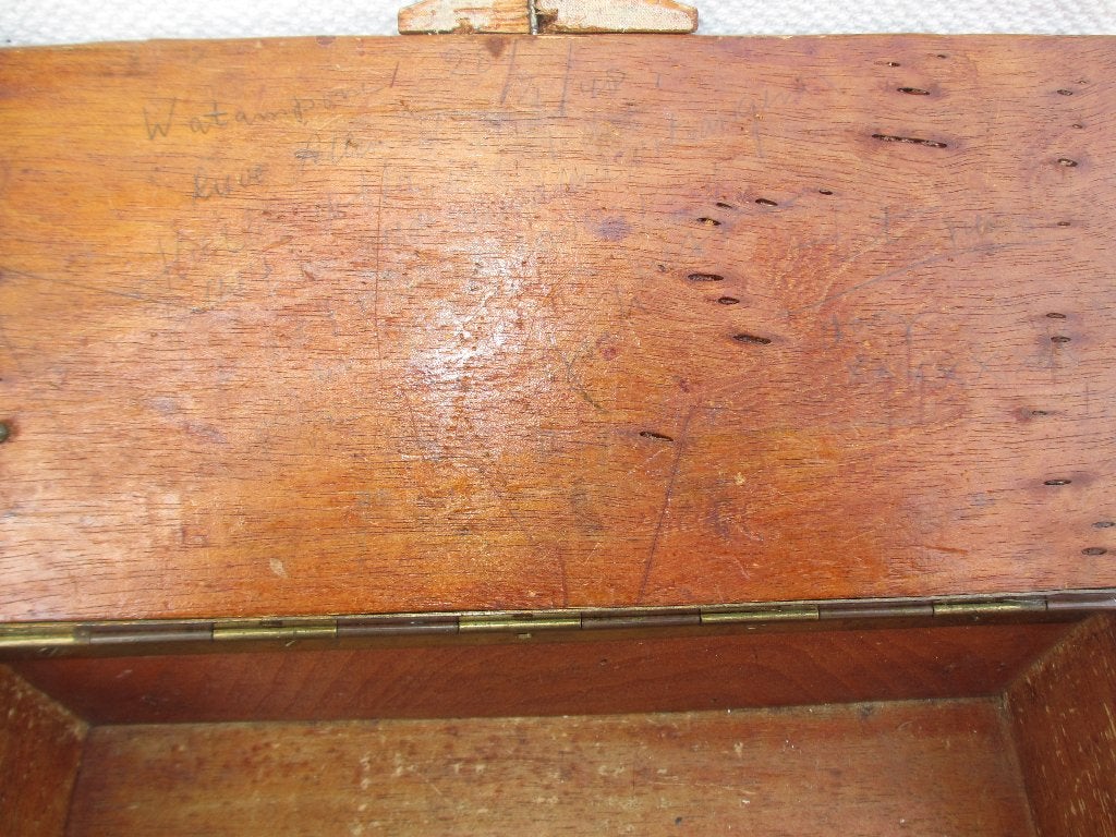 Antiek houten sierraden-kist TORAJA SULAWESI INDONESIA, Ophalen of Verzenden, Overige soorten, Overige gebieden, Kist of Geocache