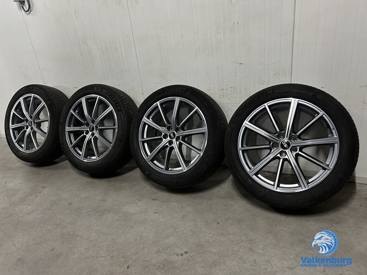 6mm! Originele Audi Sport Q5 SQ5 80A Audi Sport 20 inch velg, Auto-onderdelen, Banden en Velgen, Gebruikt, 255 mm, -, -