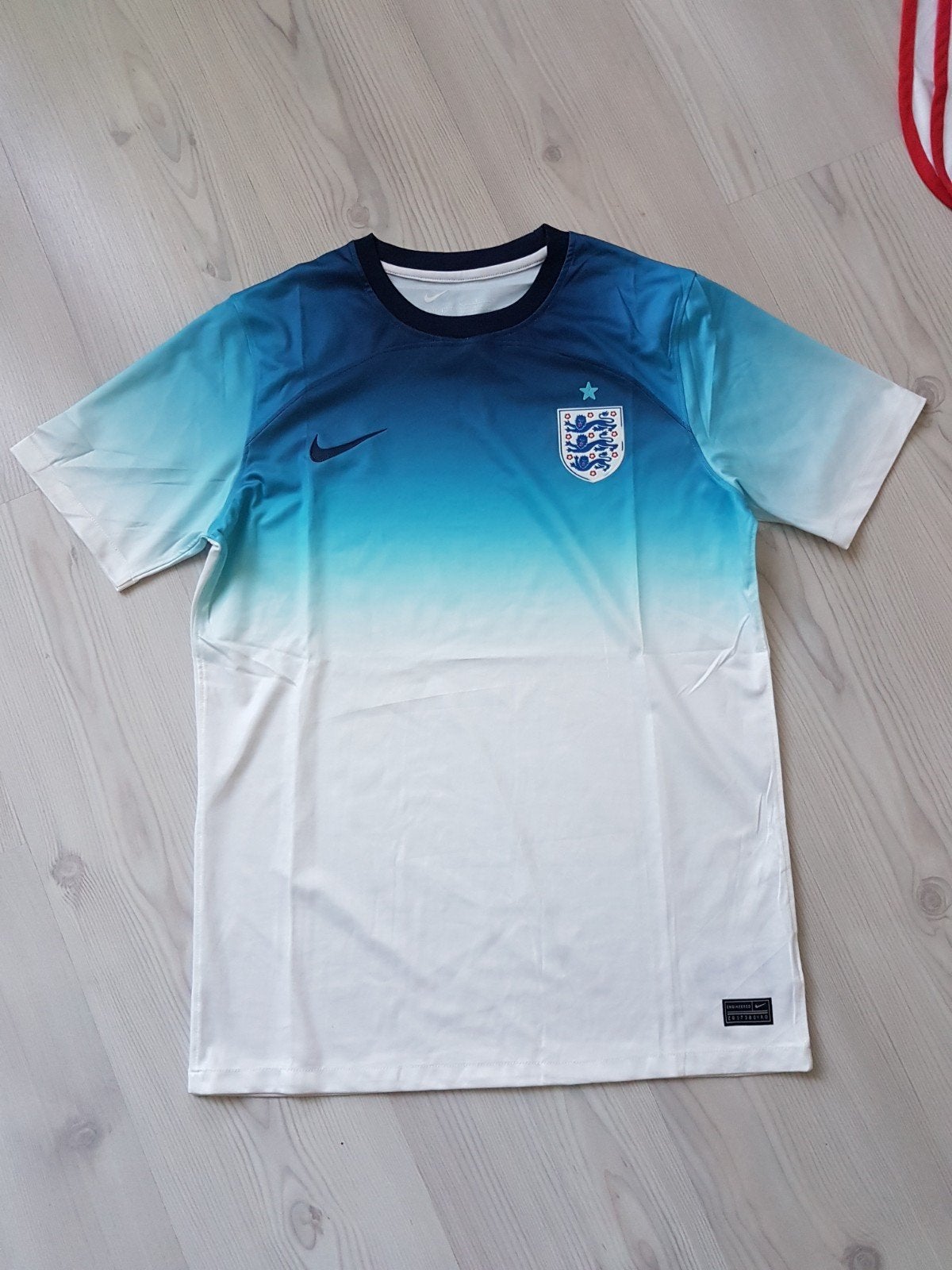 Engeland heren voetbalshirt in size large, Ophalen of Verzenden, Zo goed als nieuw, Shirt