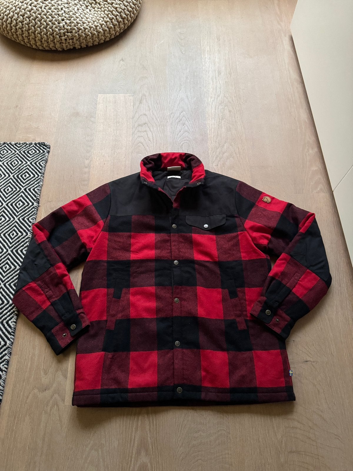 Nieuwstaat fjallraven canada wool padded jacket maat xl rood, Kleding | Heren, Ophalen of Verzenden, Zo goed als nieuw, Maat 56/58 (XL)