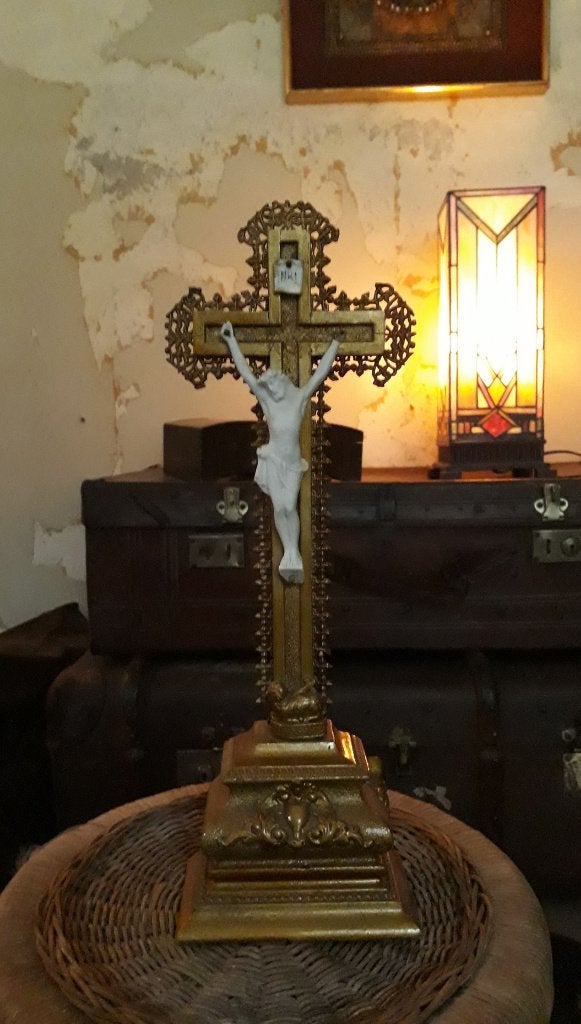 Jezus aan kruis/crucifix - beeld 38x14, Ophalen