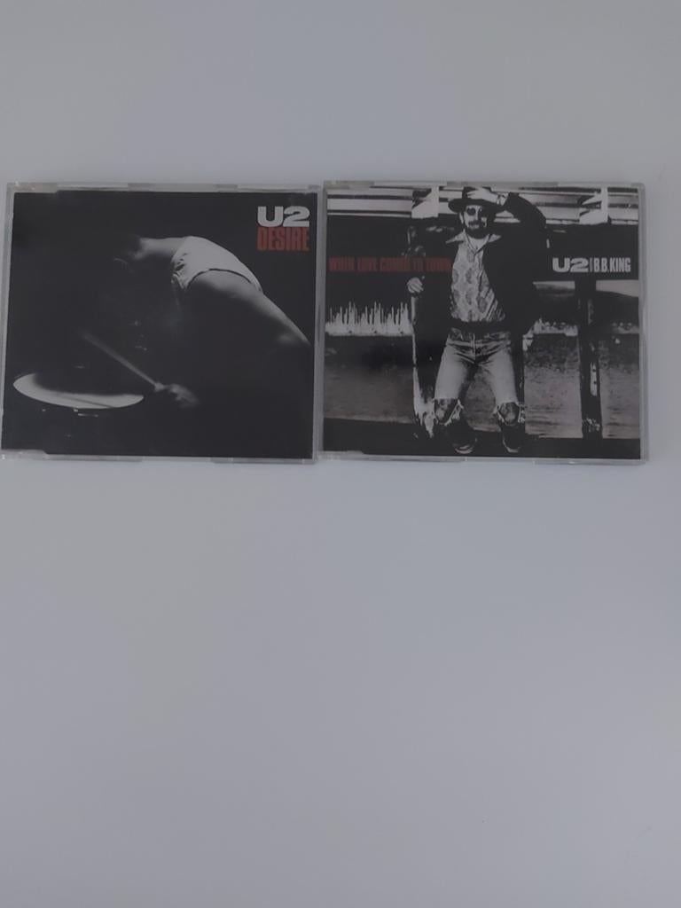 U2 CD singles - Desire & When Love Comes to Town, Ophalen of Verzenden, Zo goed als nieuw, Pop