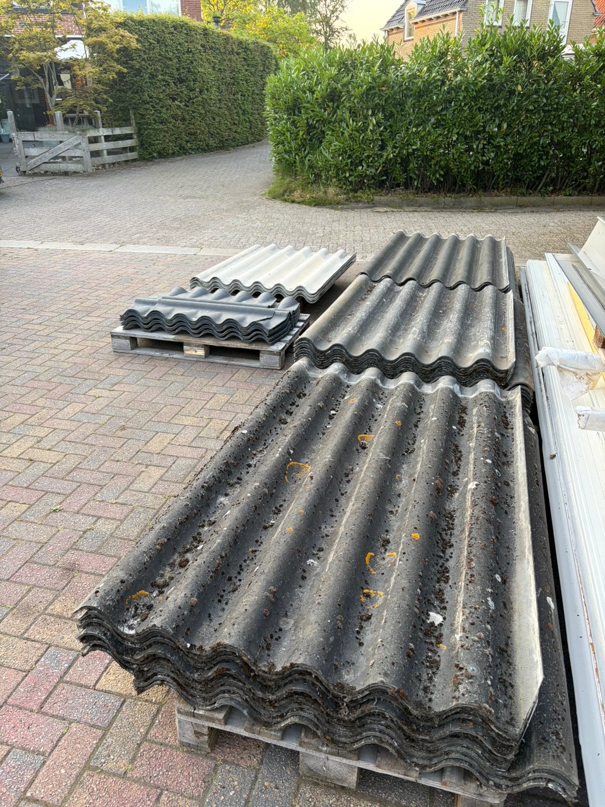 Golfplaten / vezelcememtplaten, Ophalen, Overige materialen, Zwart, Zo goed als nieuw