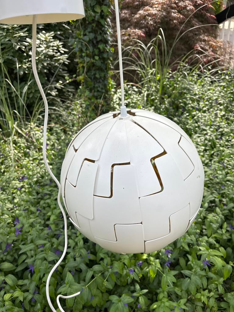 IKEA PS 2014 Hanglamp - Witte Bolvormige Lamp, Huis en Inrichting, Lampen | Hanglampen, Gebruikt, Kunststof, Ophalen of Verzenden