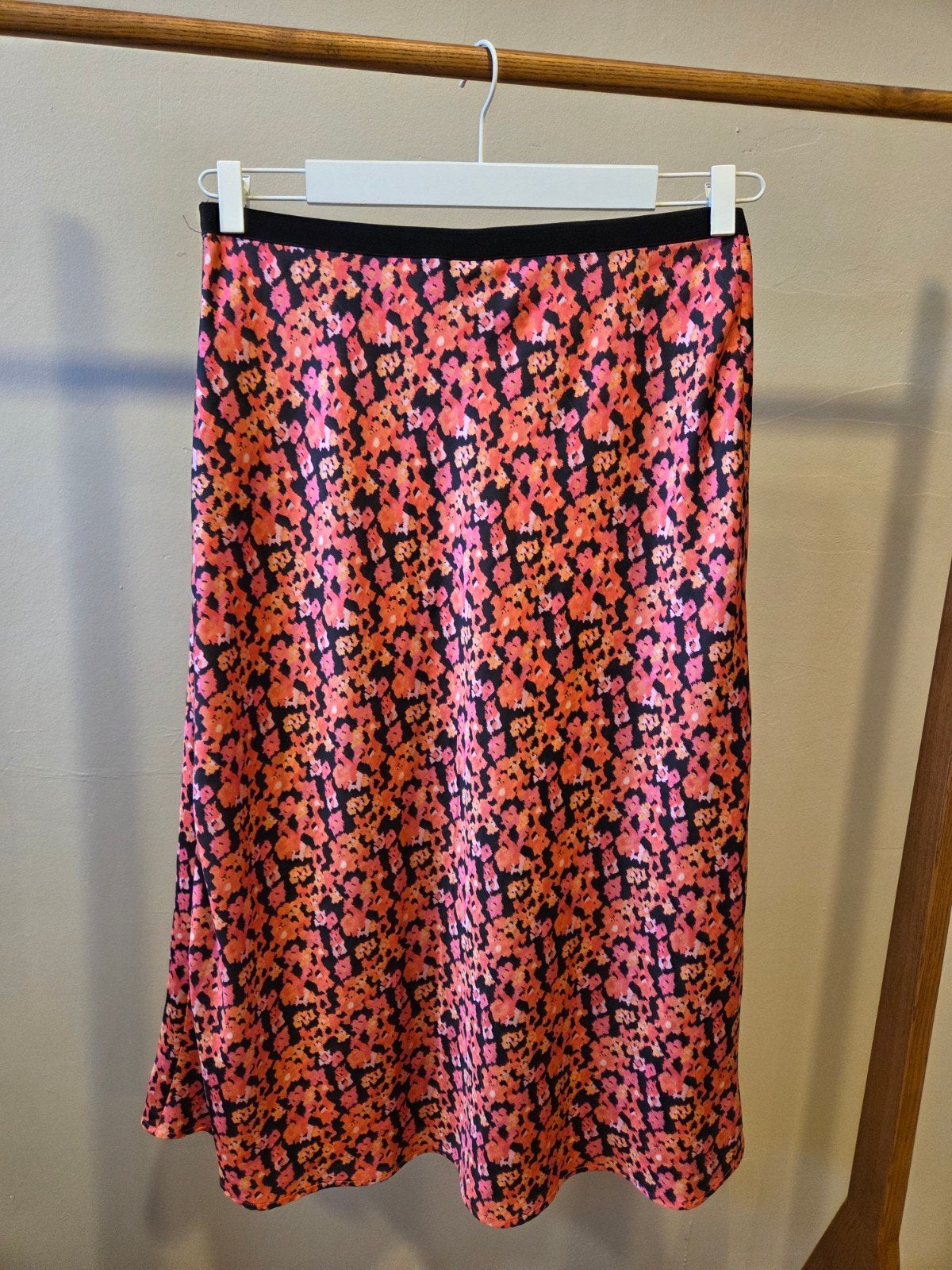 Catwalk Junkie Rok met Bloemenprint - Maat XL, Kleding | Dames, Rokken, Meerkleurig, Maat 42/44 (L), Ophalen of Verzenden, Zo goed als nieuw