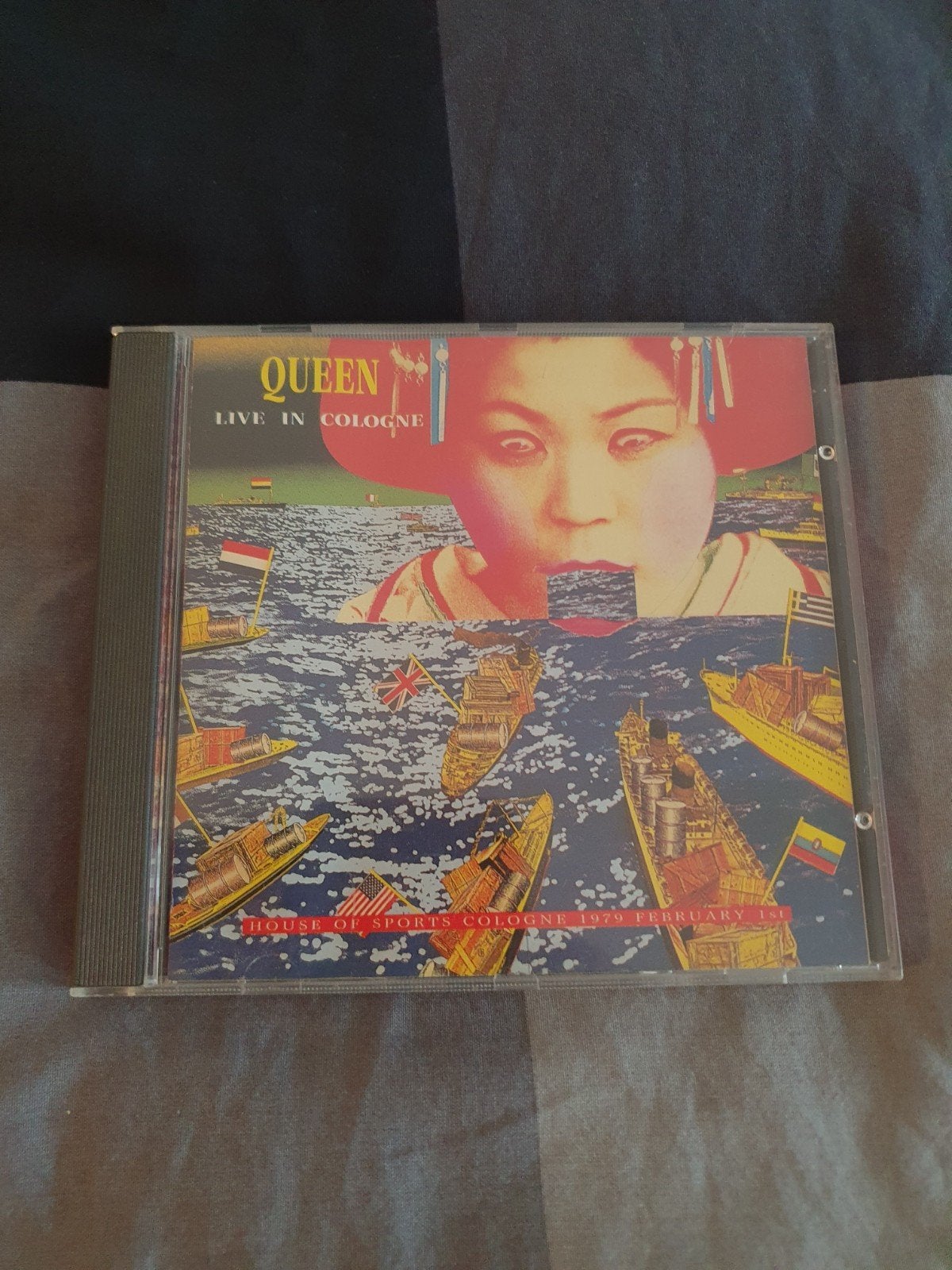 Queen cd - Live in Cologne, Ophalen of Verzenden, Zo goed als nieuw, Poprock