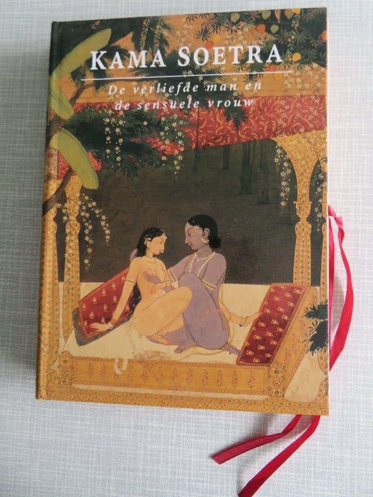Kama Soetra: De verliefde man en de sensuele vrouw, Achtergrond en Informatie, Vatsyayana, Ophalen of Verzenden, Zo goed als nieuw