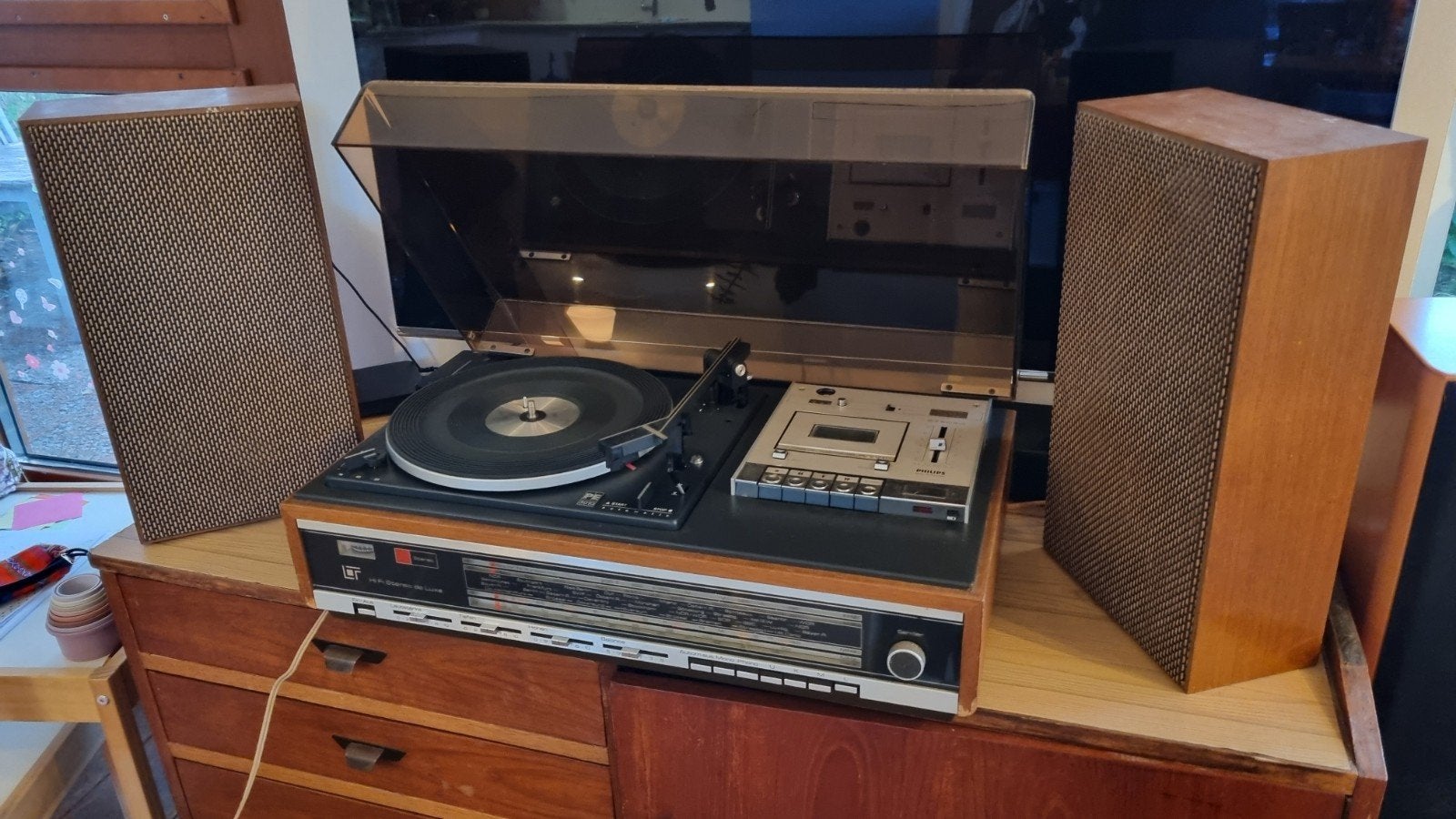 Vintage LT 320 Hi-Fi Stereo de Luxe - opknapper / onderdelen, Ophalen