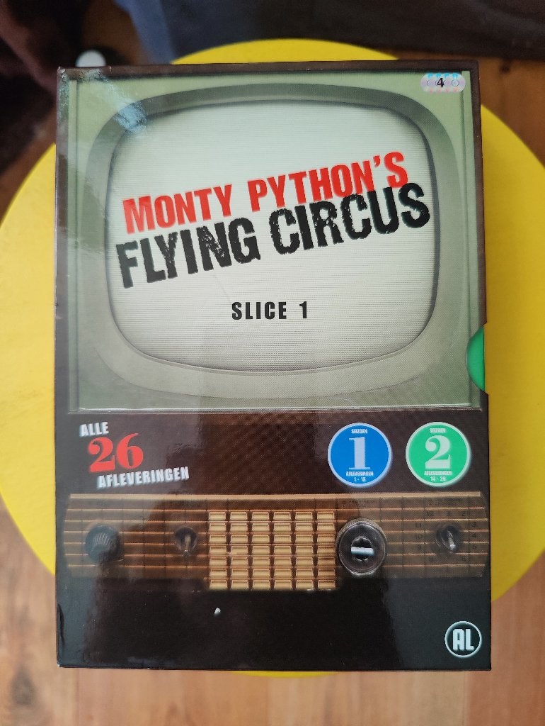 Monty Python complete – Slice 1, Alle leeftijden, Ophalen of Verzenden, Zo goed als nieuw, Komedie