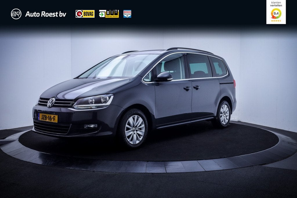 Volkswagen Sharan 1.4 TSI 7p COMFORTLINE STOELVERW. | NAVIGA, Auto's, Volkswagen, Zwart, 4 cilinders, 150 pk, 1655 kg