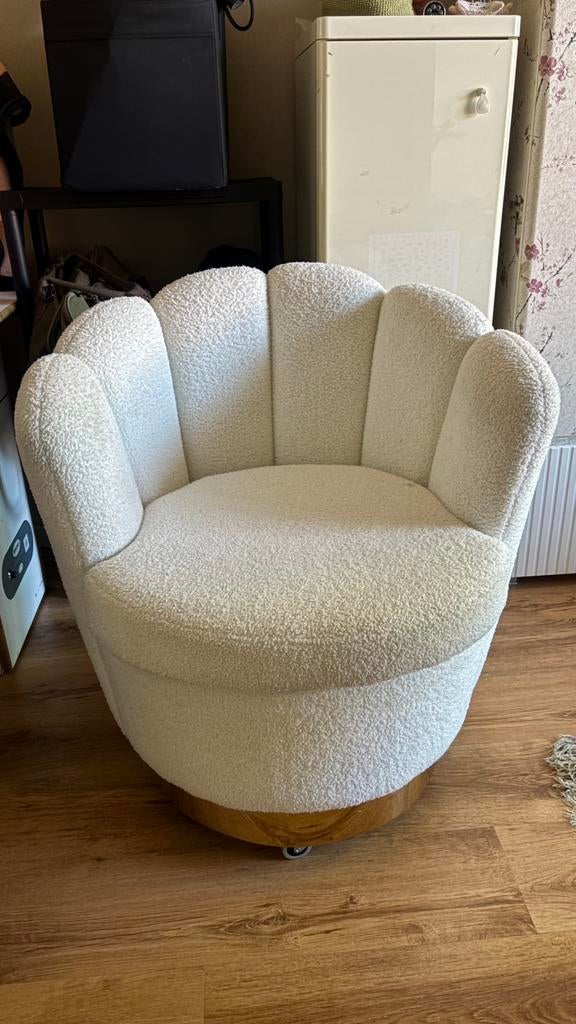 Laizy Chair - Teddy stof - Off White - Gouden onderstel, Ophalen, Zo goed als nieuw, Overige materialen, Teddy