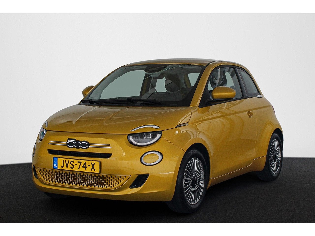 Fiat 500 1.0 Hybrid Torino Launch Edition Nieuw Model Apple, 65 pk, Gebruikt, 4 stoelen, Bedrijf